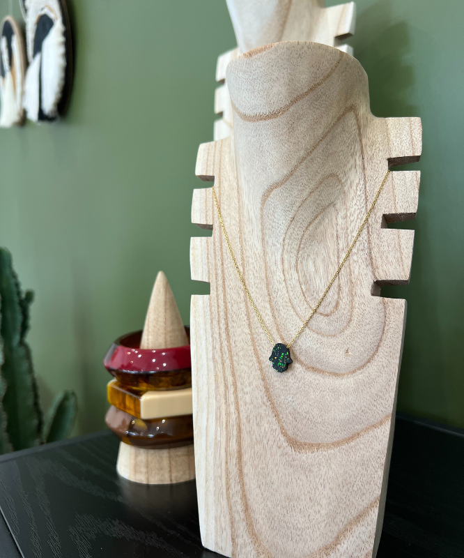 Collier pendentif main de fatma